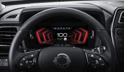 
										KGM Tivoli Grand 4×4 AT Gris full									