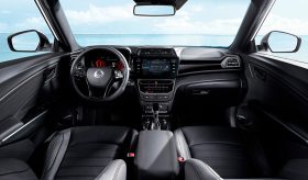 KGM Tivoli Limited AT Negre