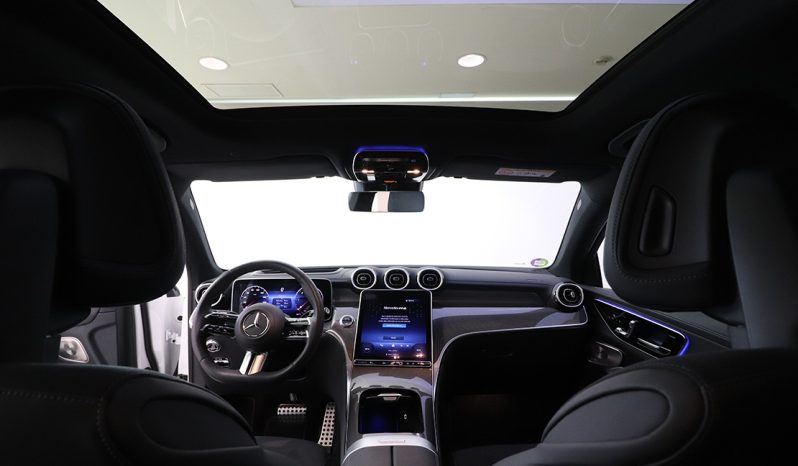 
								MERCEDES-BENZ GLC 300d full									