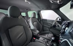 
										Mini Countryman JCW full									