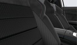 
										Renault Austral Esprit Alpine Full Hybrid 200 CV full									