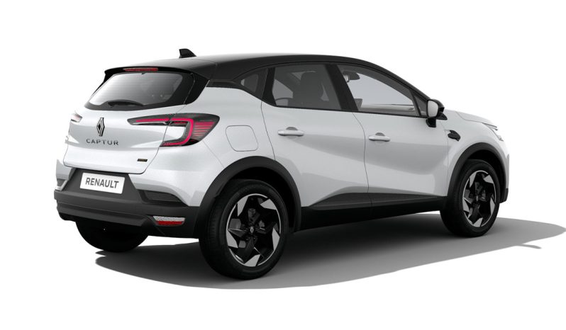 
								Renault Captur Techno full									