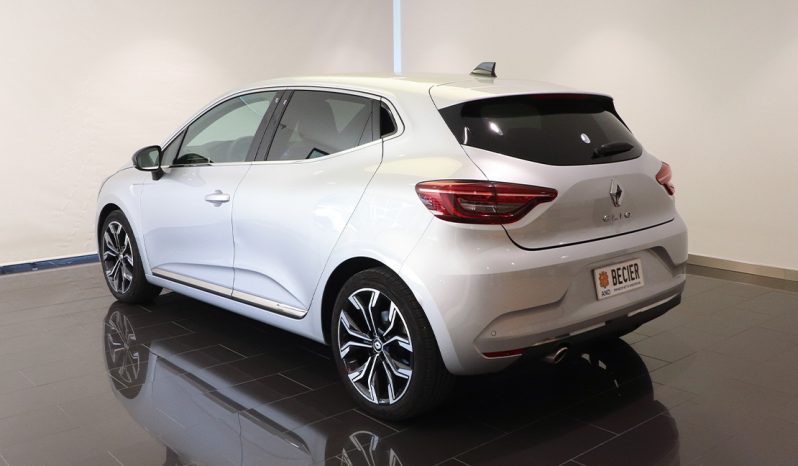 
								Renault Clio Techno full									