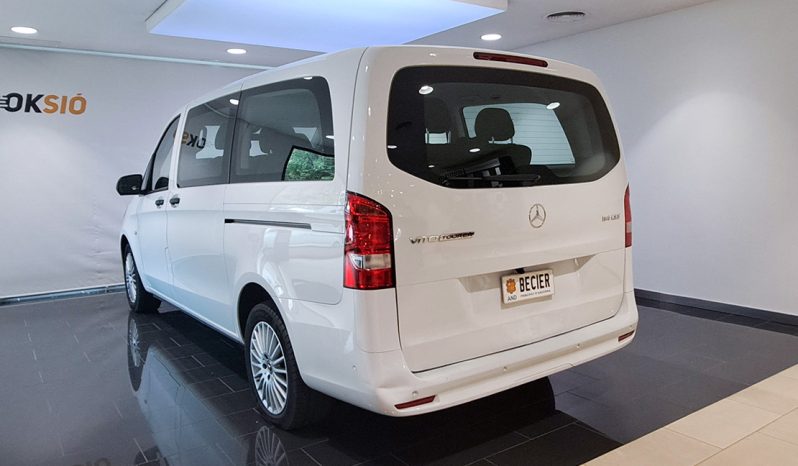 
								Mercedes-Benz Vito 114CDI full									