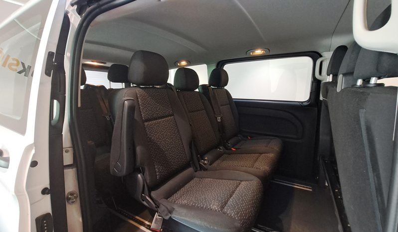 
								Mercedes-Benz Vito 114CDI full									