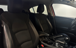 
										Mazda 3 SKyactiv full									