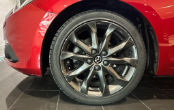 
										Mazda 3 SKyactiv full									