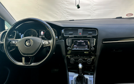 Volkswagen Golf R Line